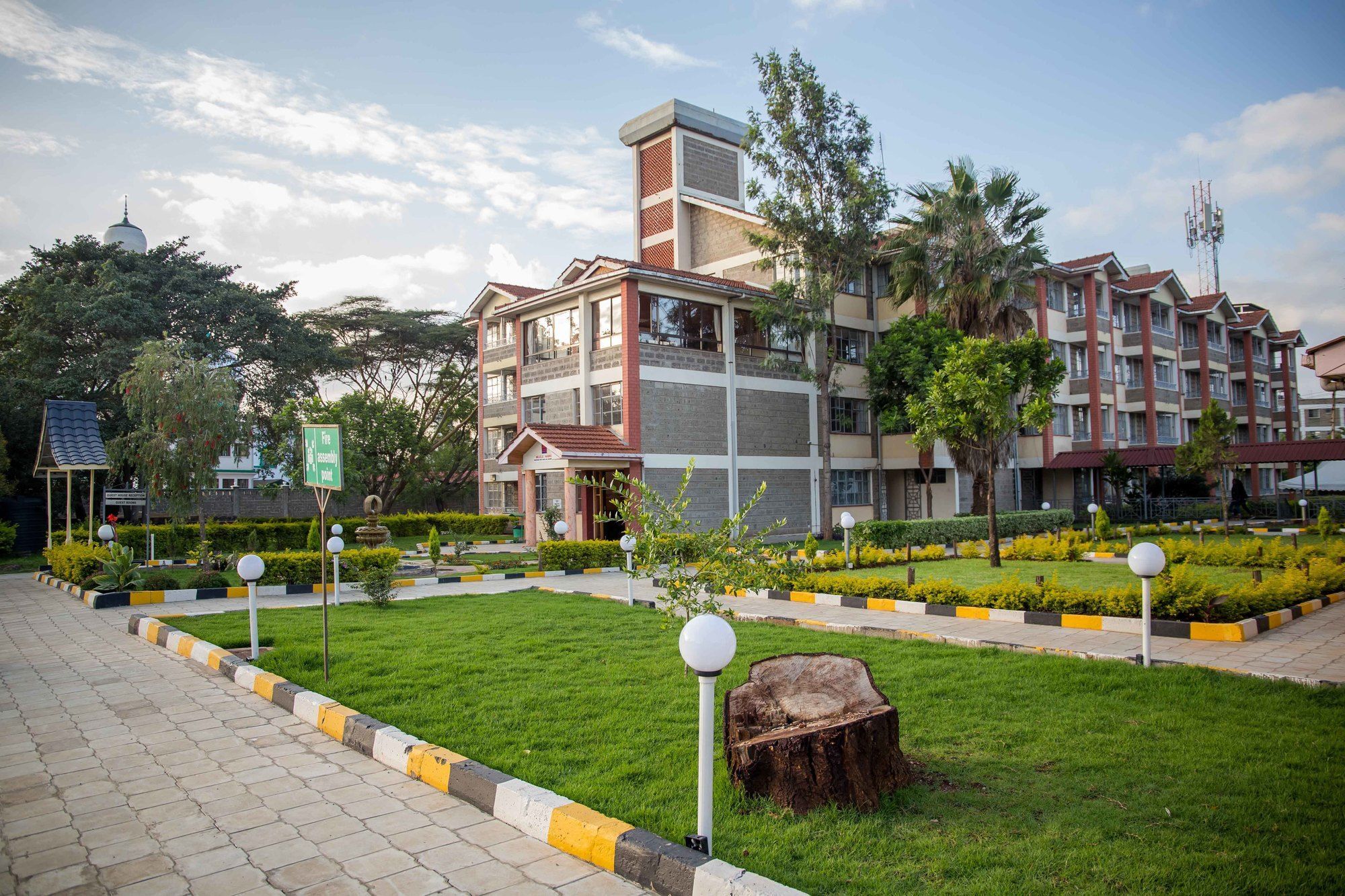 Milele Hotel Nairobi Ngoại thất bức ảnh